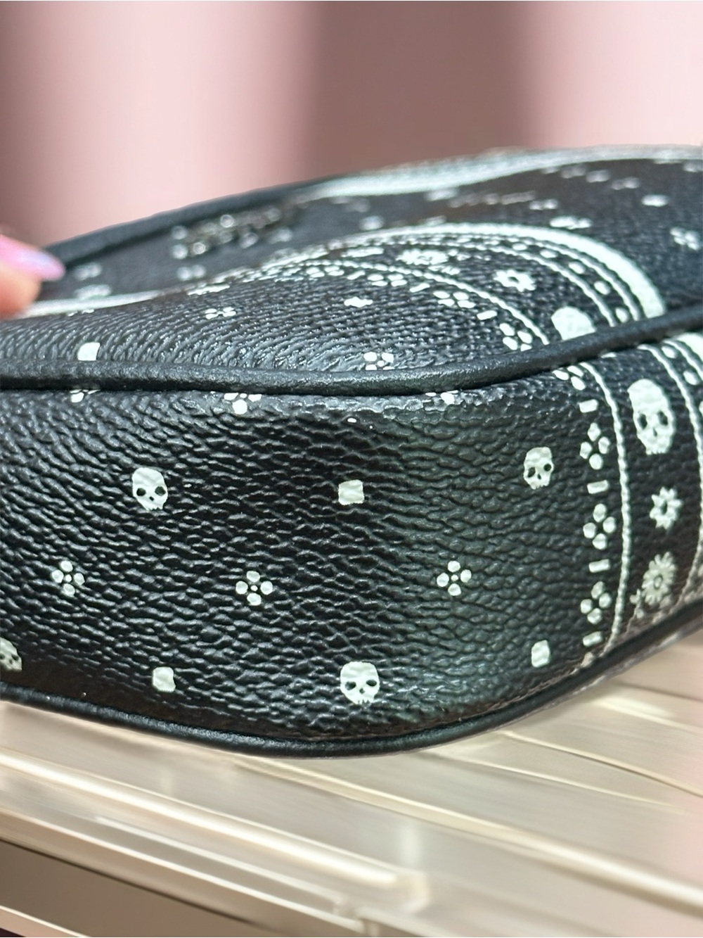 Coach Black Bandana-Print Leather Crossbody Camera Bag - Picture 8 of 10